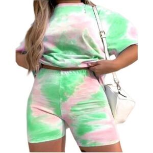 Plus Size Tie Dye Short Sleeve Top & Biker Short Sz 1X